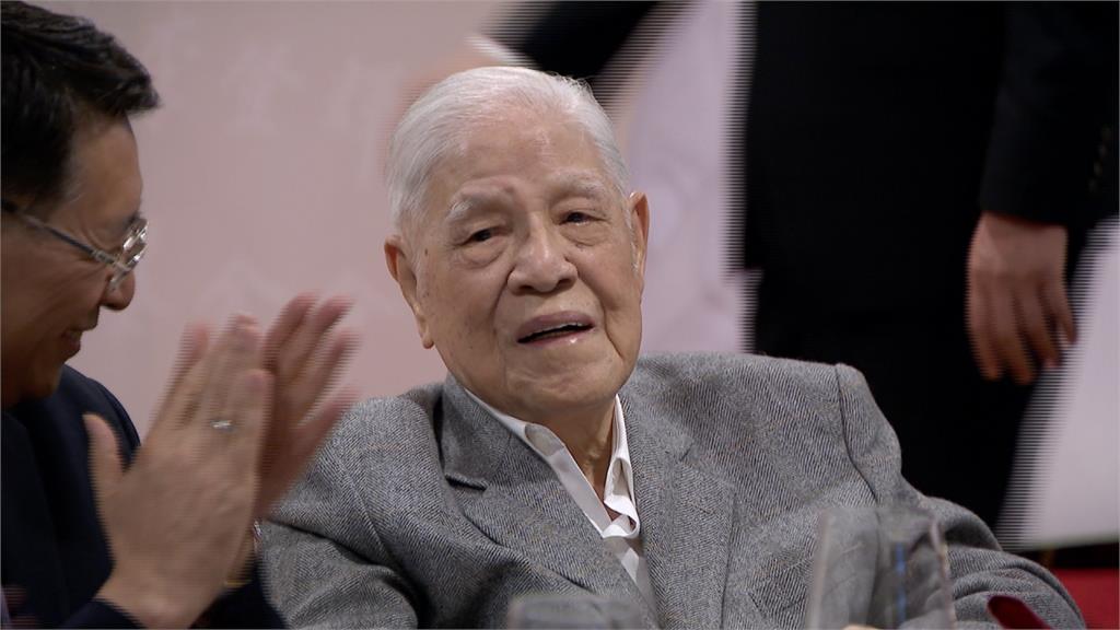 柯文哲記者會責任全推會計師!矢板明夫搖頭:責任感、洞察力不合格
