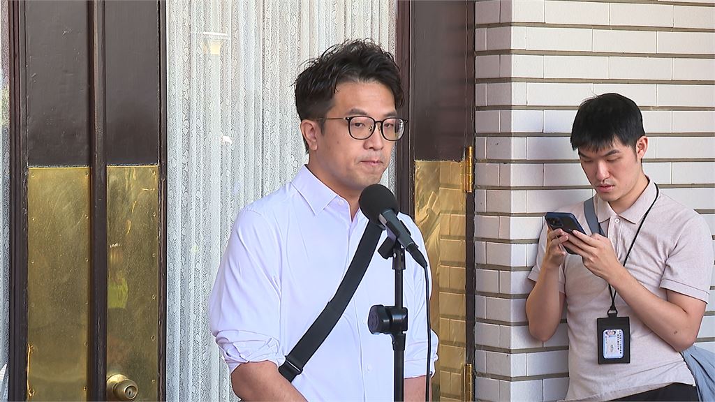 首場辯論後趕場車掃！蔣萬安因病閉關　沈伯洋溫暖關心