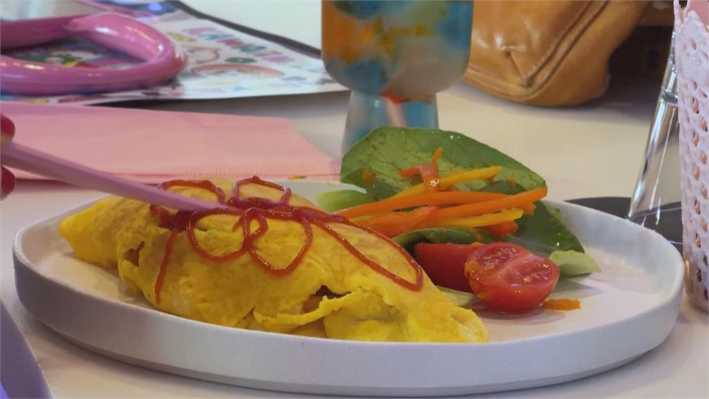 迴轉壽司不夠看! 日系「迴轉咖啡廳」紐約開幕