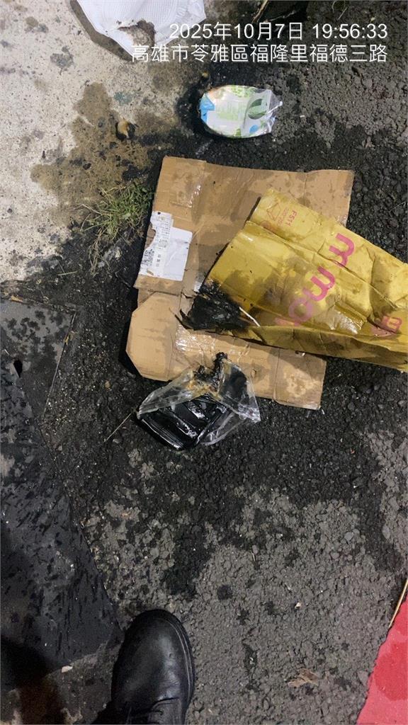 高雄苓雅垃圾車冒白煙 倒出垃圾找到禍首"鋰電池"