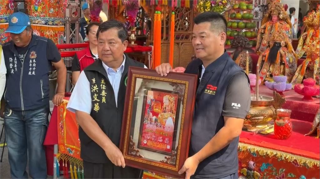 400年來首次雙媽會！　麥寮開山媽祖同框白沙屯媽祖