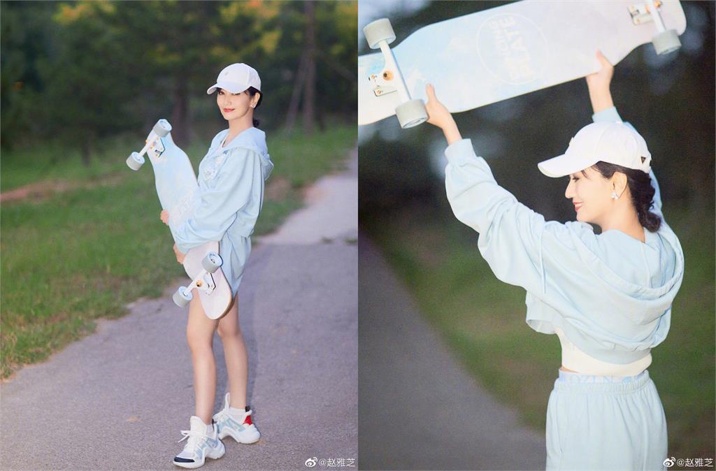 「最美白娘子」美貌神凍齡！67歲趙雅芝嗨玩滑板　網驚：都不會老