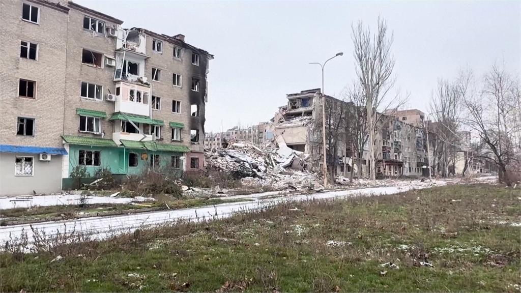 歐盟峰會商討「援助烏克蘭」　澤倫斯基現身會場盼「美施壓俄」