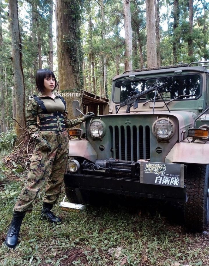 她自衛隊退役變身軍武網紅　「美到令人恐懼」夢想軍車環遊日本！