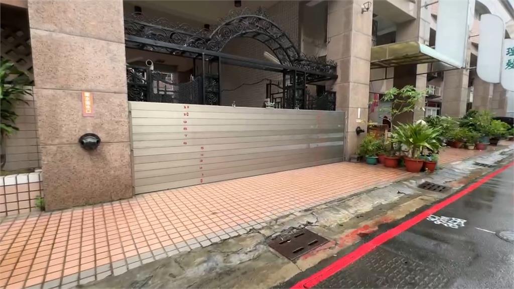 丹娜絲逼近！高雄停班課　旗津渡輪「照常行駛」、公所忙發沙包