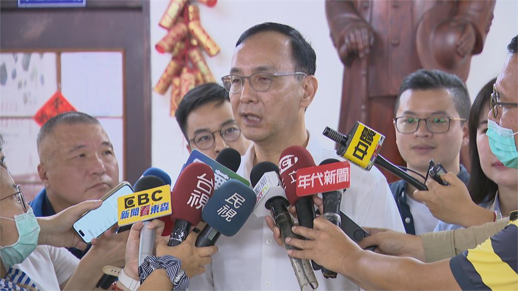 挺侯?挺柯? 鍾東錦:我是藍營大兵跟著藍軍走