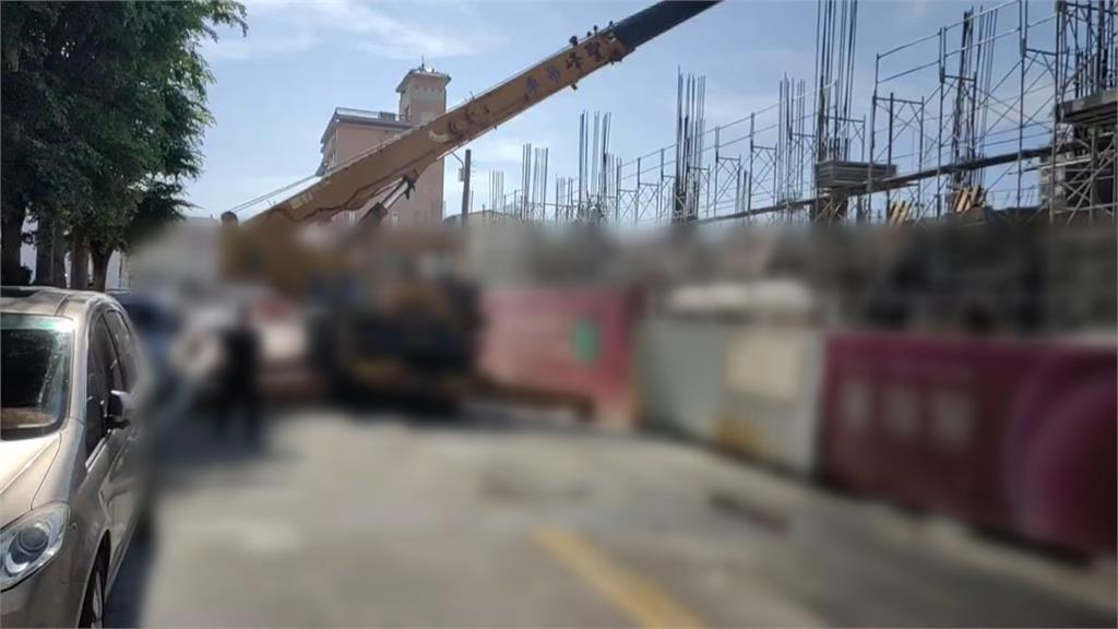 家屬載翁送醫遭「工地大車」擋路　1理由辯解沒用！照吃6罰單