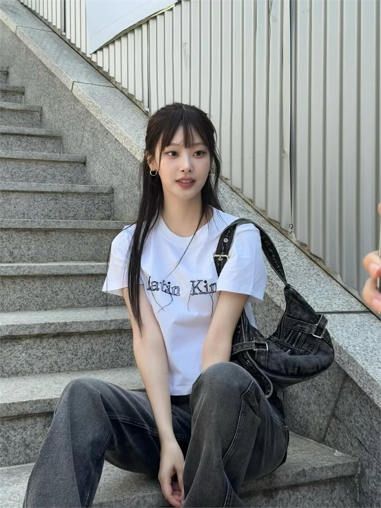 張員瑛、Karina 都在穿!8間韓星私服平價愛牌推薦:機場穿搭也能複製