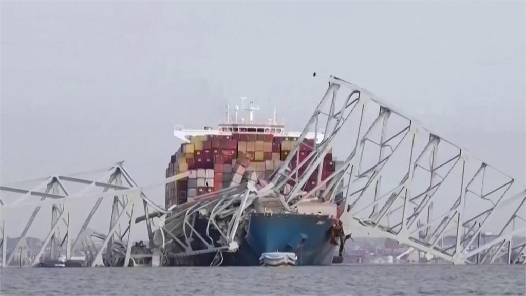 美國巴爾的摩大橋遭貨輪「攔腰撞斷」　當地船長聞訊驚呼：以為是個笑話