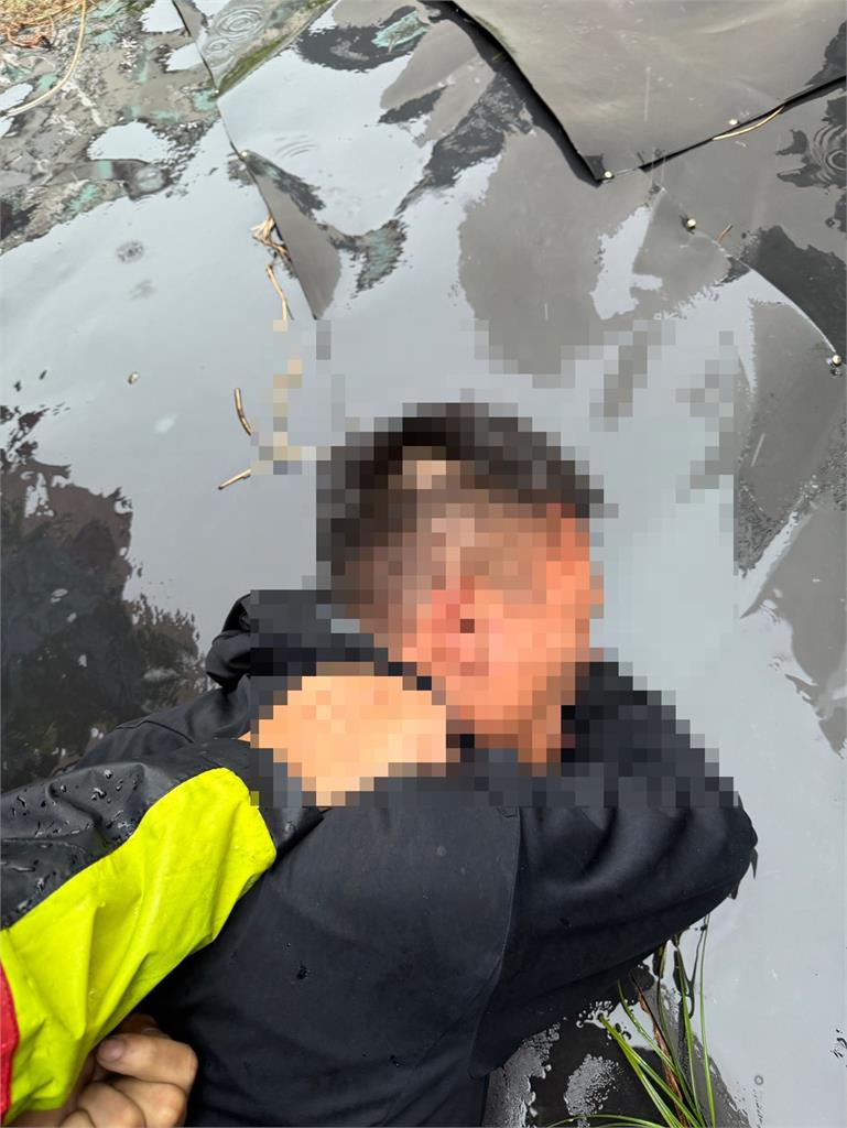 一場火警燒出通緝犯？　岡山透天厝起火　男「脫困就落跑」警火速圍捕
