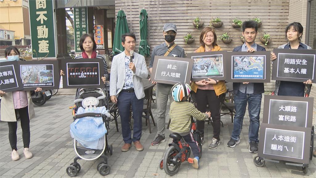 高雄又現行人地獄 學童放學沒人行道走只能「繩子隔安全區」