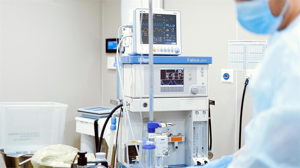 10年護理師絕望離職!心死揭基層「血汗辛酸」:老百姓只能等死
