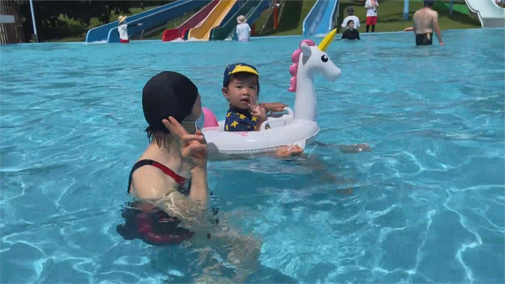 知卡宣水上樂園重啟　遊客玩水FUN暑假