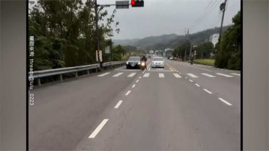 超扯!竹縣路面導引線劃錯2年 接入竹115線變「逆向」