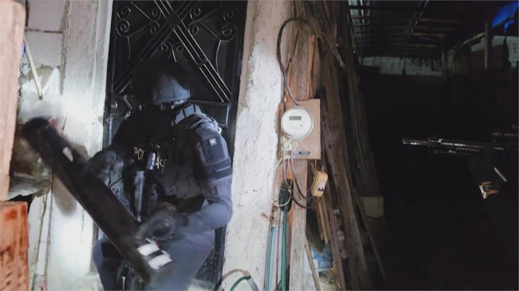 哥倫比亞控厄瓜多轟炸邊境　厄瓜多境內展開大掃毒行動