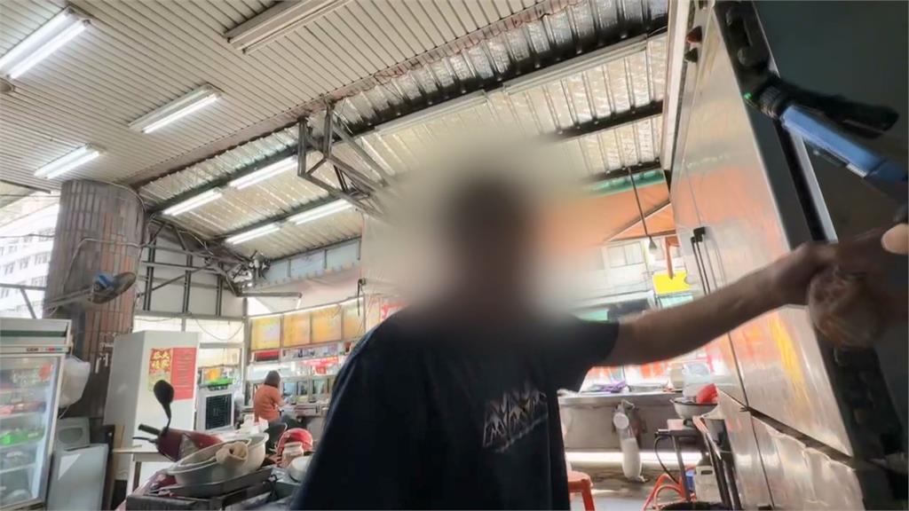 音樂太吵？燒臘店朝隔壁滷味攤丟安全帽　老闆告恐嚇