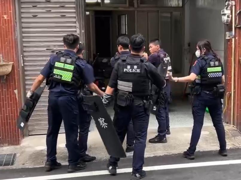 苗栗隨機殺人犯「出獄再挑女童下手」　機警女「急拉書包救人」身分曝光