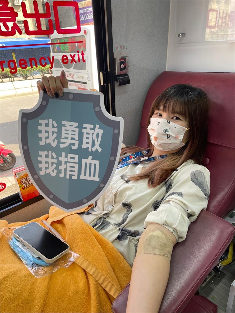 技嘉科技春節前捐熱血 蛇年注入生命新力量 445袋熱血暖人心