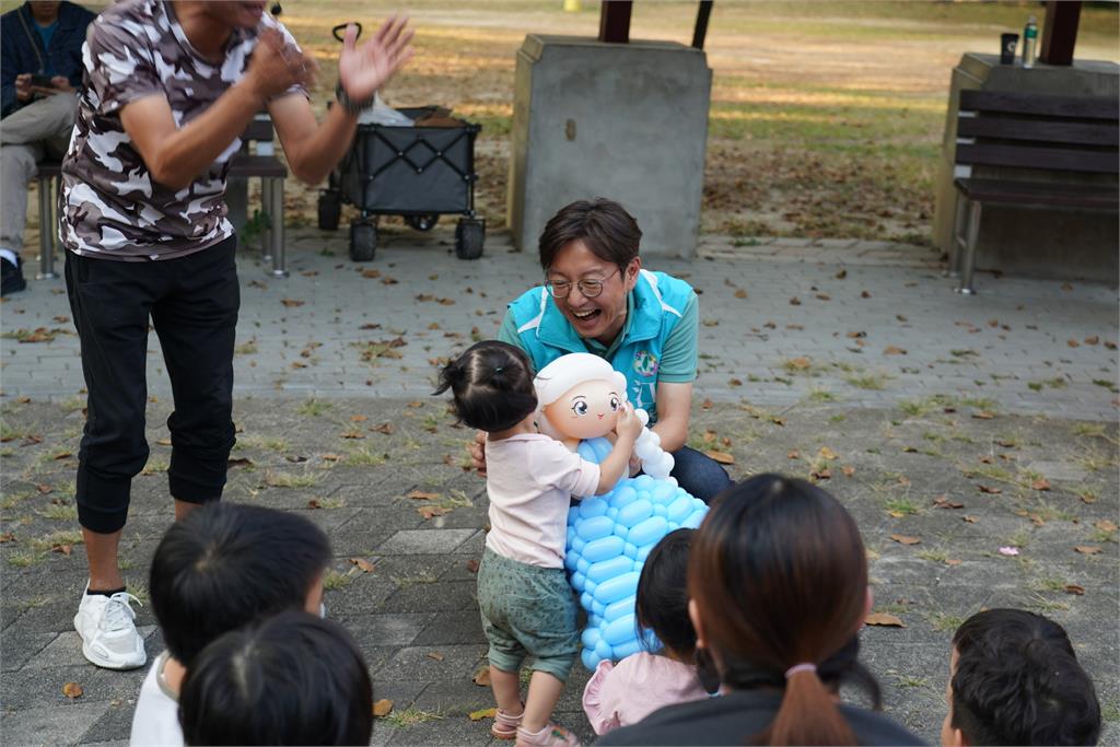 江肇國提倡公園遊具更新　提倡友善親子空間