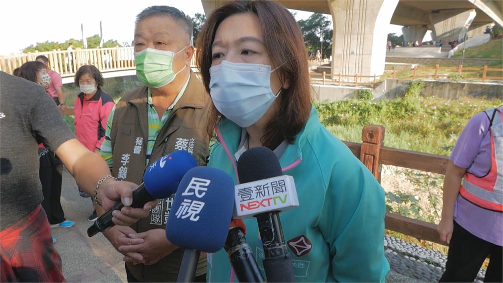 中二補選!林靜儀、顏寬恒又碰頭 禮貌性致意