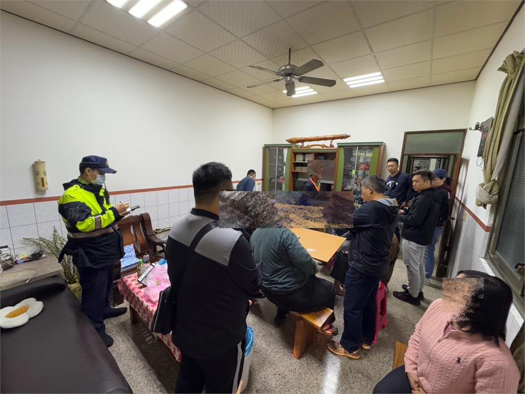 大過年這家好熱鬧?! 彰化賭場隱身民宅遭破獲