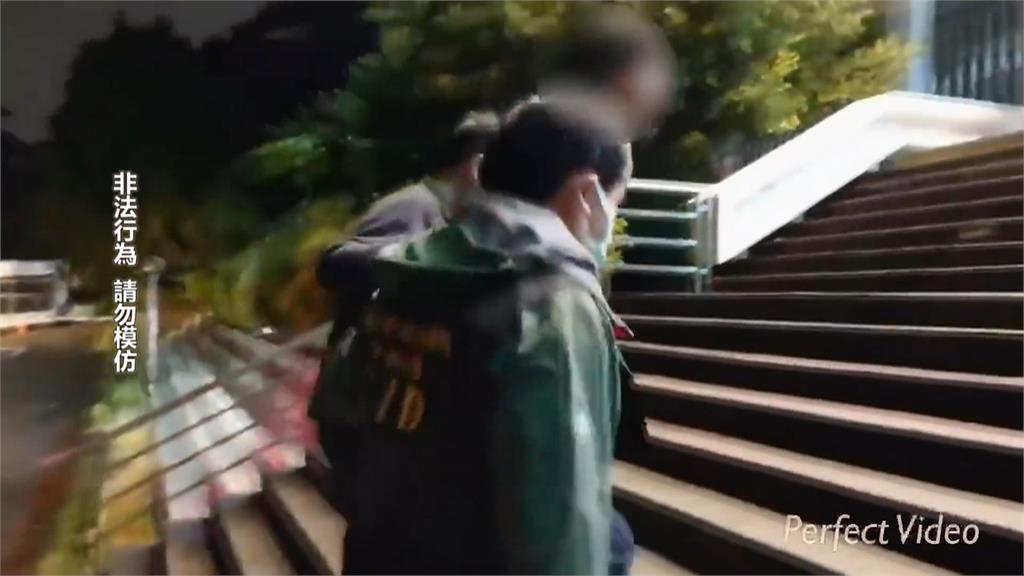 3嫌"灑粉惡搞10分店"收押! 連鎖麻油雞生意大受影響