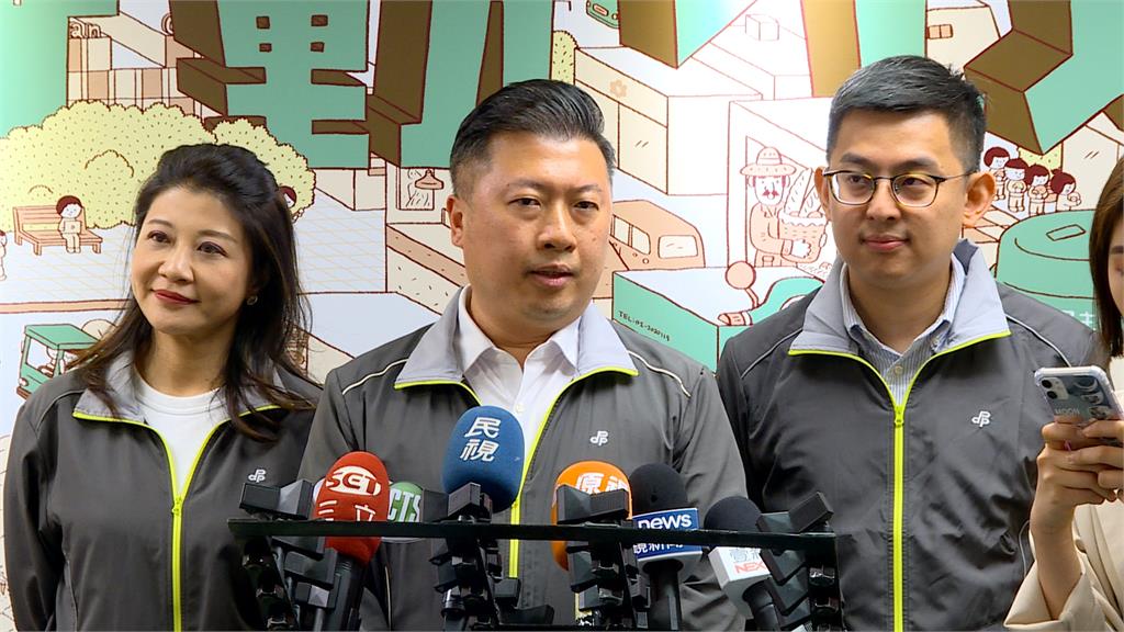 強化2024空戰力 林楚茵、卓冠廷新任民進黨發言人
