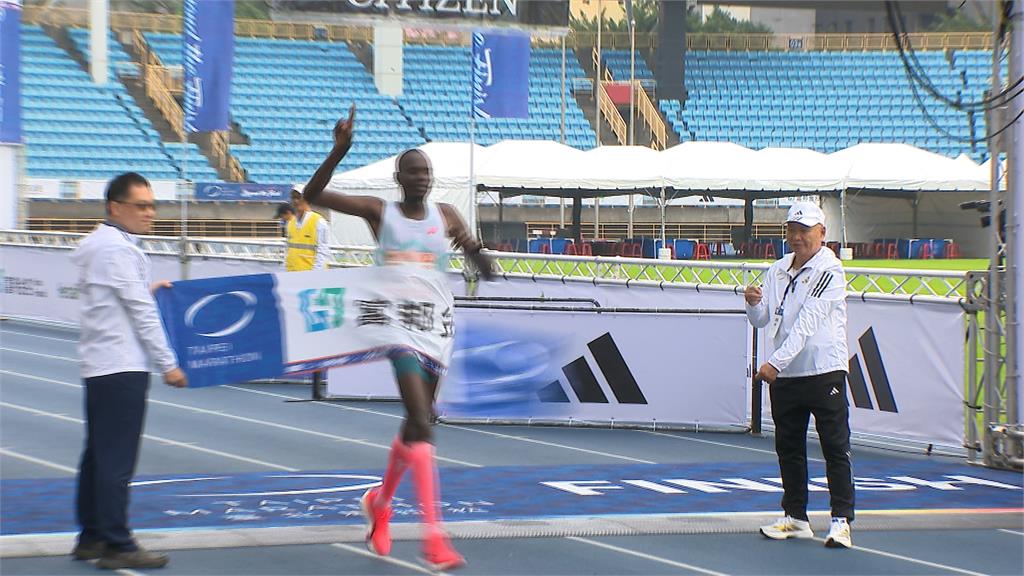 富邦集團董座蔡明忠最後一馬！　推動賽事綠色轉型、為健康永續而跑