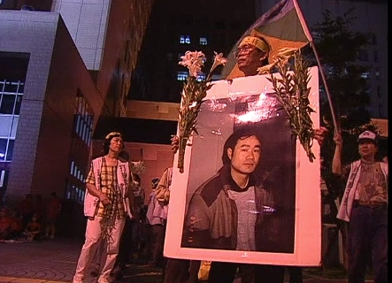 關鍵今日／總統府前震撼一幕！詹益樺「追隨鄭南榕」引火自焚　為台灣民主奮戰一生