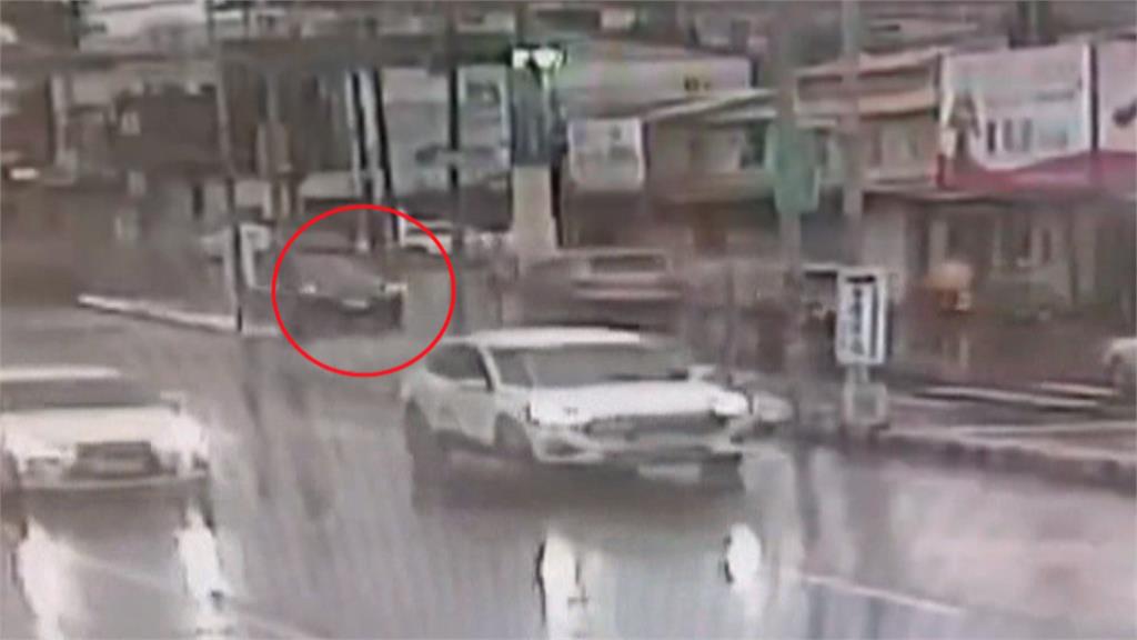 躲酒測「瘋狂倒車300米」畫面曝 民眾看傻:一定有鬼