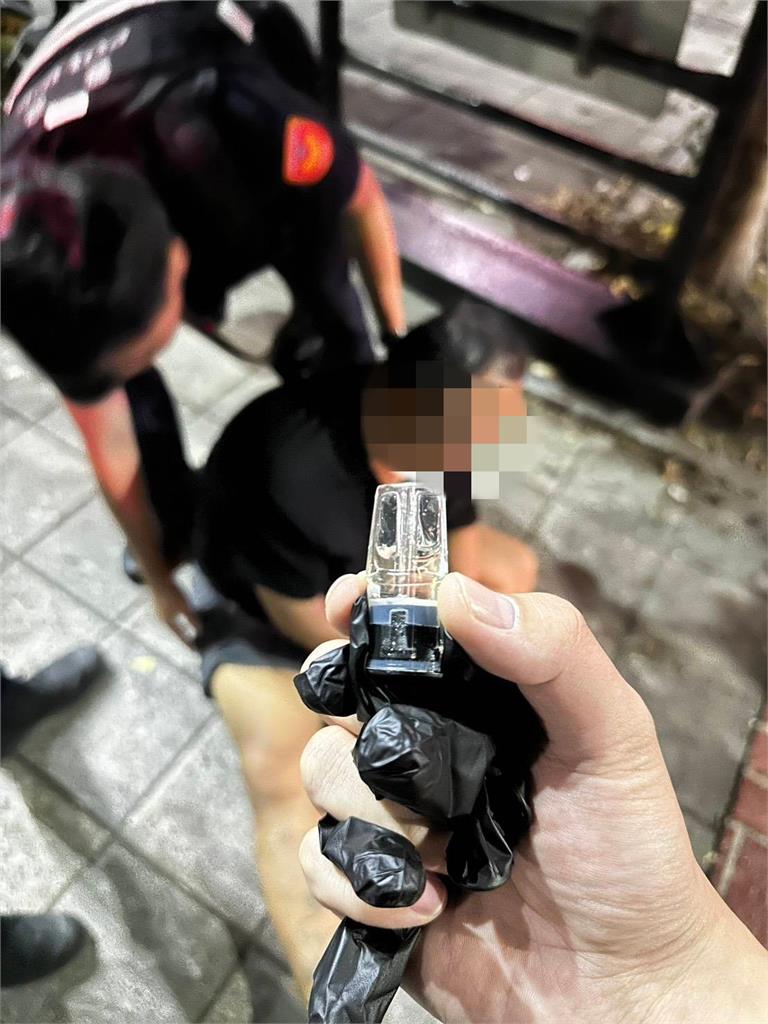 快新聞/笨賊該敗!駕照遭吊銷「吸毒騎車上路」 中壢警逮人送辦