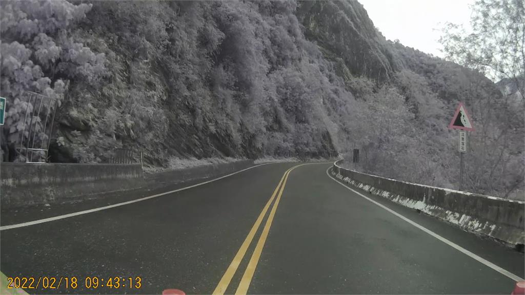 花蓮大雨！瓦拉米步道鐵橋坍塌 7登山客受困