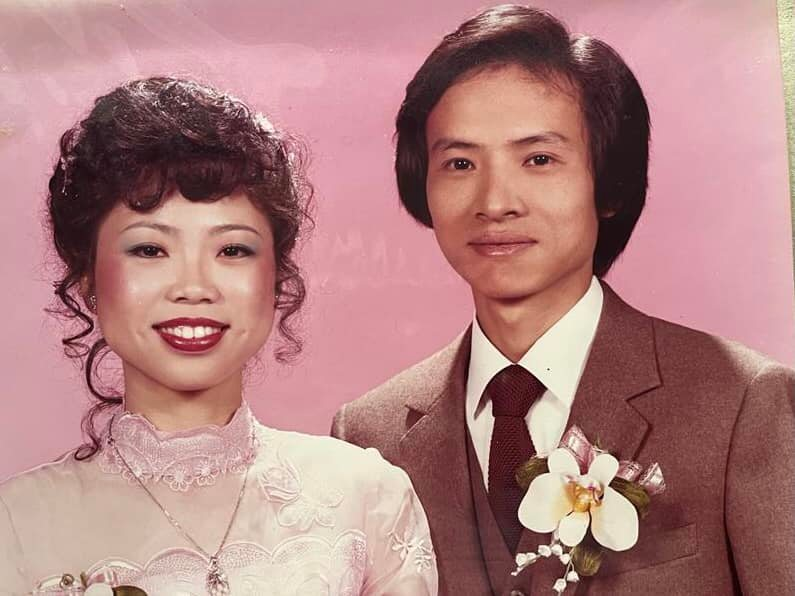 吳念真曬40年前婚紗照告白愛妻「來日還請多關照」　網驚：木村拓哉出現了！