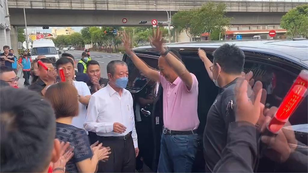 幫郭台銘辦造勢晚會 周典論:我為什麼要退出國民黨?