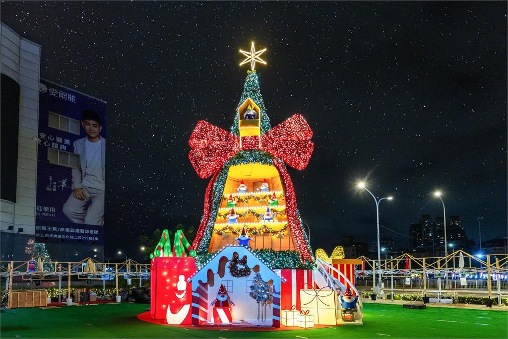 🎄2025新北歡樂耶誕城華麗登場！LINE FRIENDS & minini打