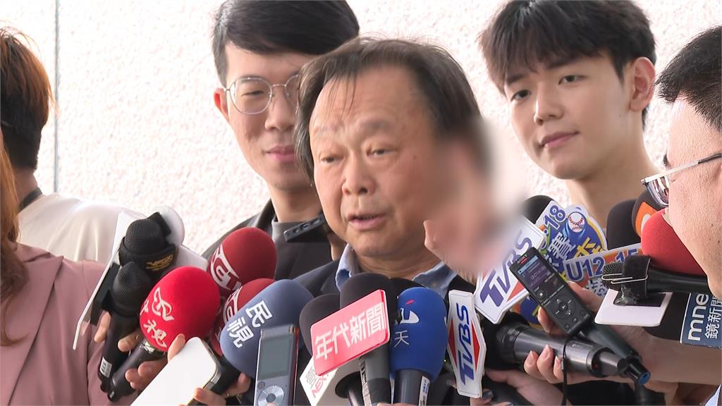 徐巧芯、王義川機場巧遇 網友笑稱「芯詼義冷」