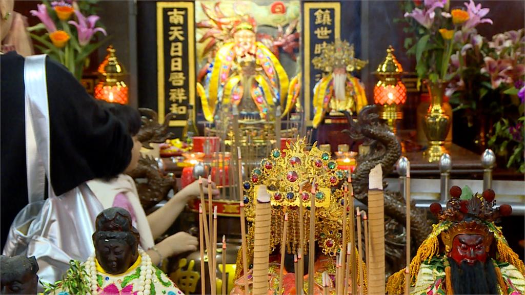 「龍抬頭」土地公生日! 中和鎮南金爐發爐起火...神蹟?