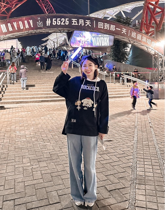 少女到少婦…曾智希國小「就喜歡五月天」!激動喊「一開場就哭了」爆共鳴