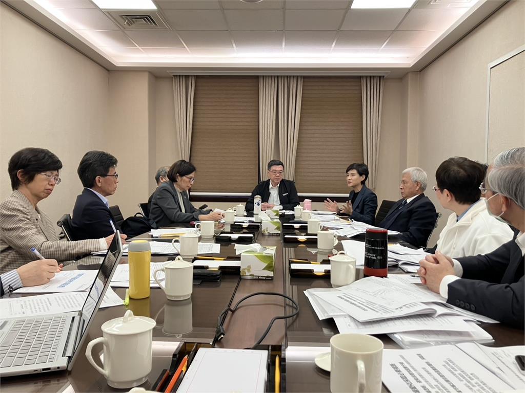 快新聞/卓榮泰聽取金融措施報告 知情人士曝:已有人員在美國加強力道交涉