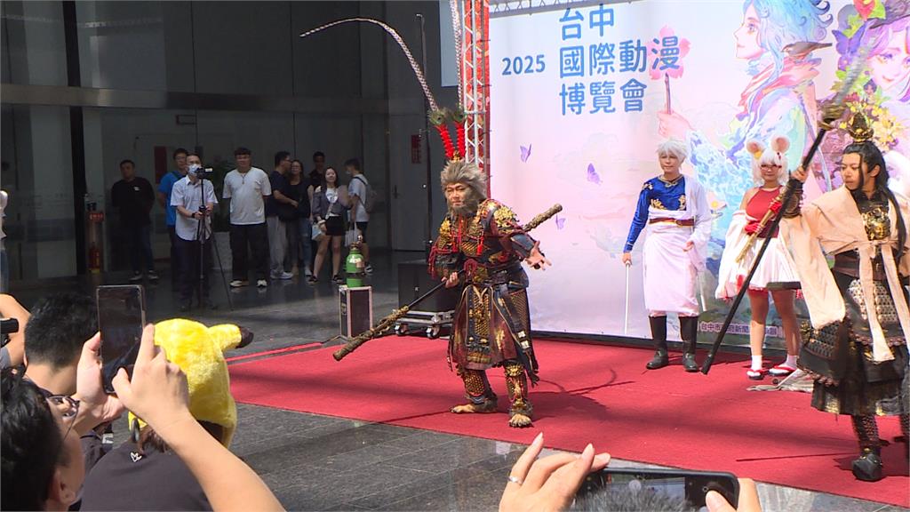 台中國際動漫博覽會開幕　盧秀燕扮寶可夢「小智」