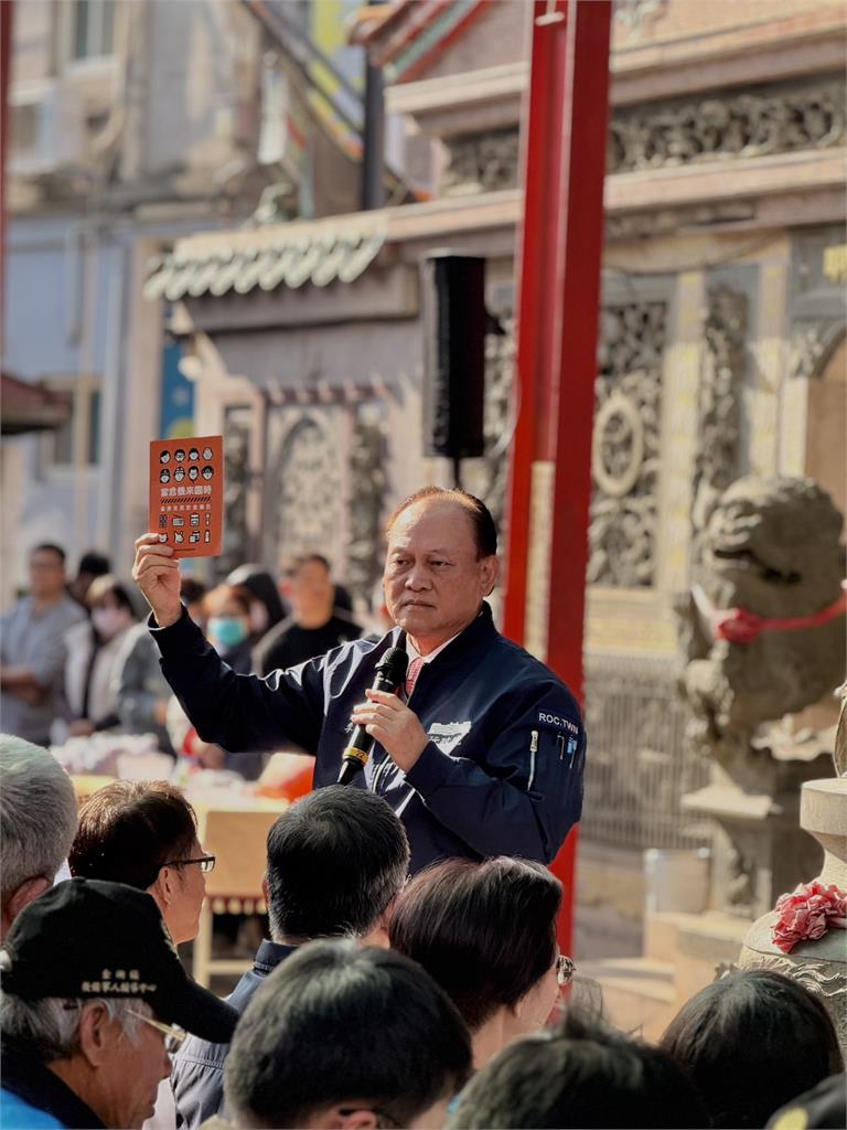 快新聞／季連成也來了！200位民眾熱情參與　內政部前進金門宣講小橘書