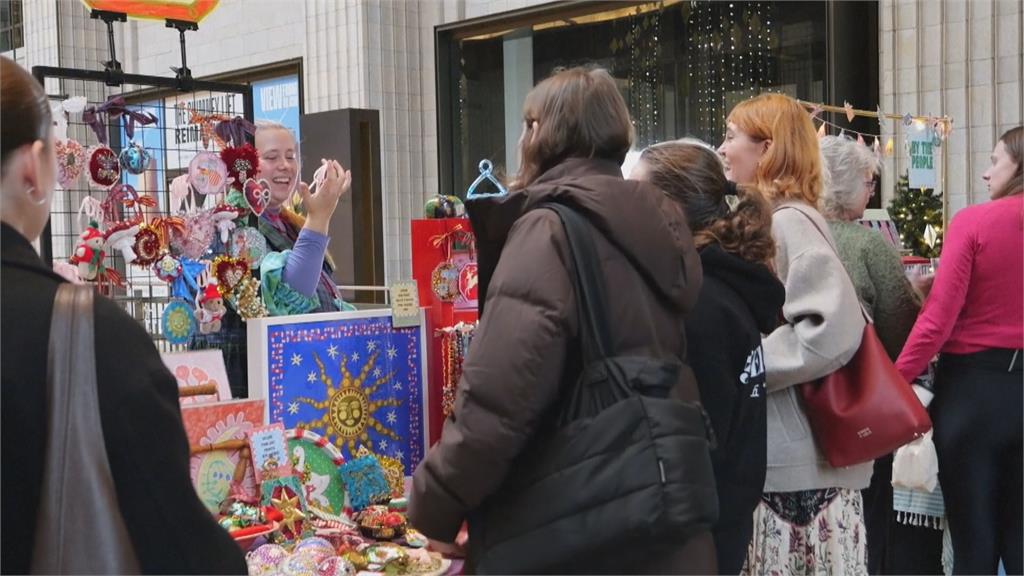 英國倫敦耶誕氛圍濃厚 攤販推創意手工飾品