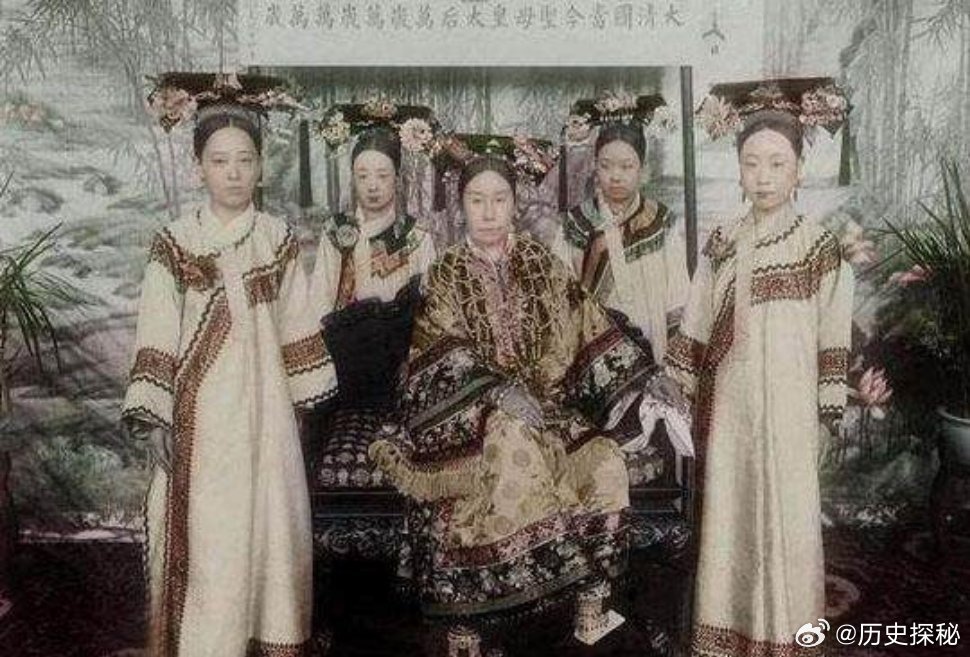 慈禧「AI復活」嗨跳科目三!10秒「魔性舞姿」曝光嚇壞網:驚悚