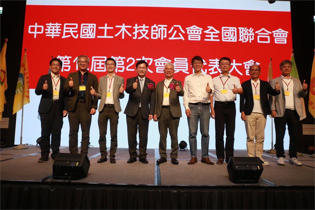 快新聞／台灣工程實力走向世界！林佳龍與土木技師交流　自曝升學時曾猶豫這事