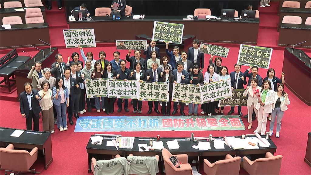 快新聞／賴瑞隆表態支持國防預算與高雄產業發展　指柯志恩說法自相矛盾