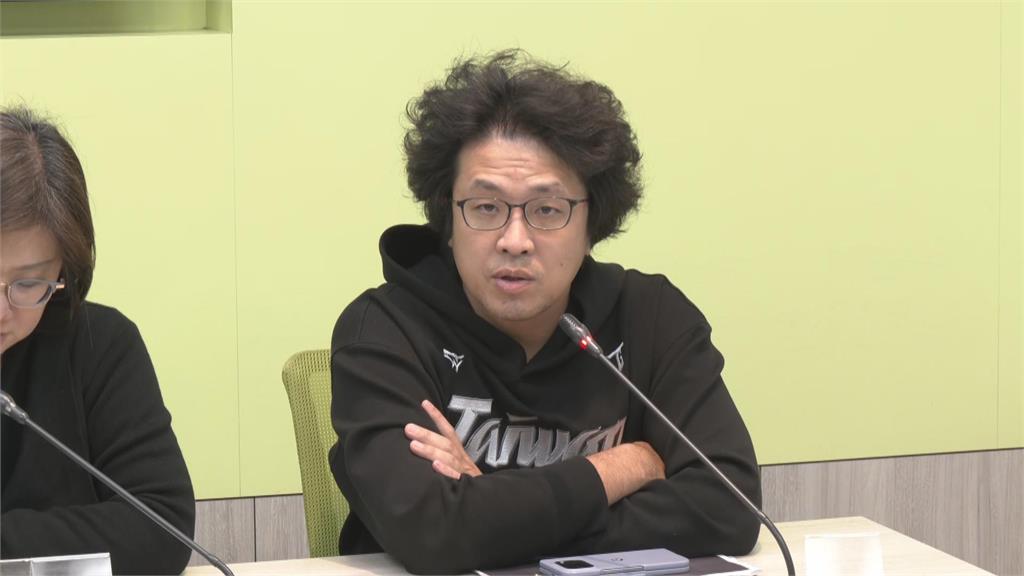 快新聞／吳怡農開嗆「這麼會選大罷免怎慘敗」！ 沈伯洋、吳思瑤都回應了