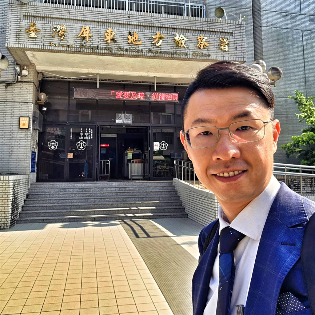 80歲老母親含淚「悶死癱瘓50年兒」！律師見「下手前1舉動」哭了：是愛也是絕望