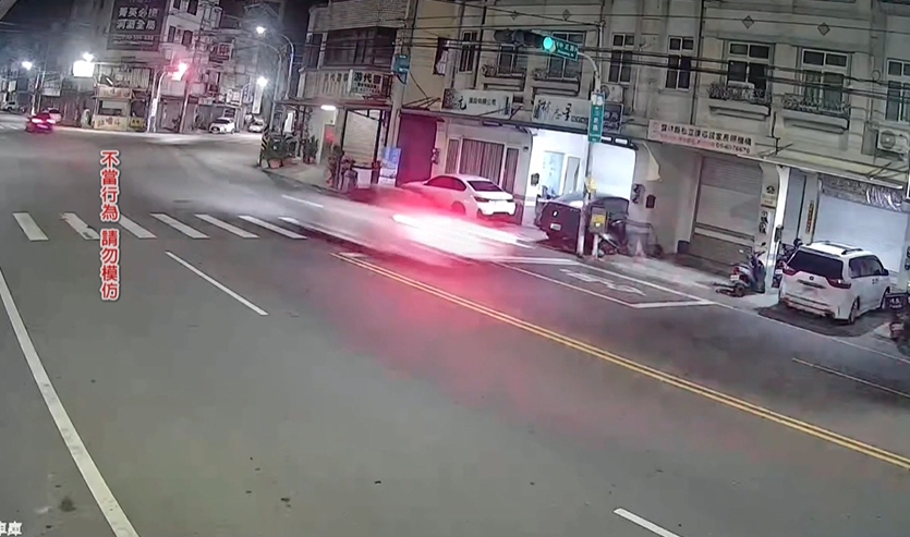 囂張！雲林改裝車「集體飆車、闖紅燈」　居民投訴多年仍未改善