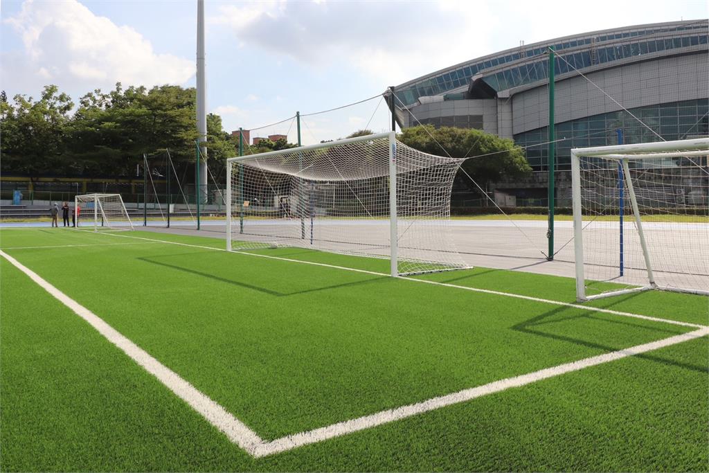 新莊田徑場全新改裝 三色跑道藏巧思 全面升級再造運動新體驗