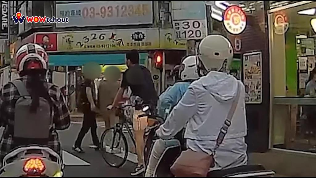 轎車駕駛「不讓人」還嗆聲 演變為雙方對罵糾紛